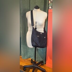 Baggallini crossbody bag